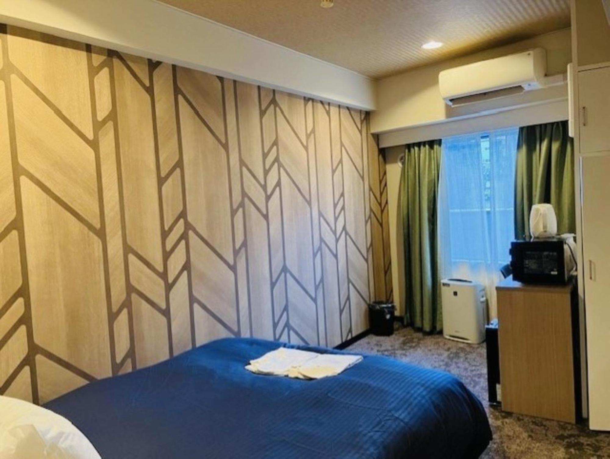 Hotel Livemax Budget Yokohama Kannai Quarto foto